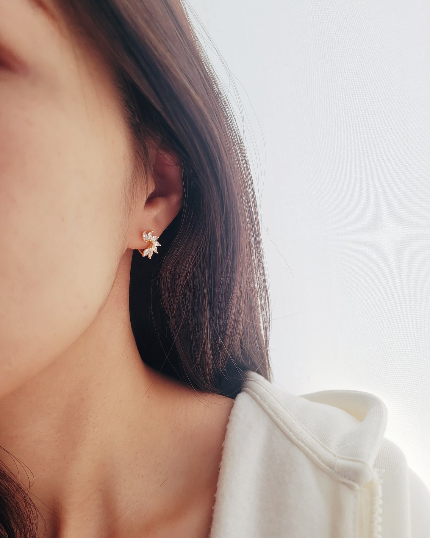Petal Marquise Huggie Hoops