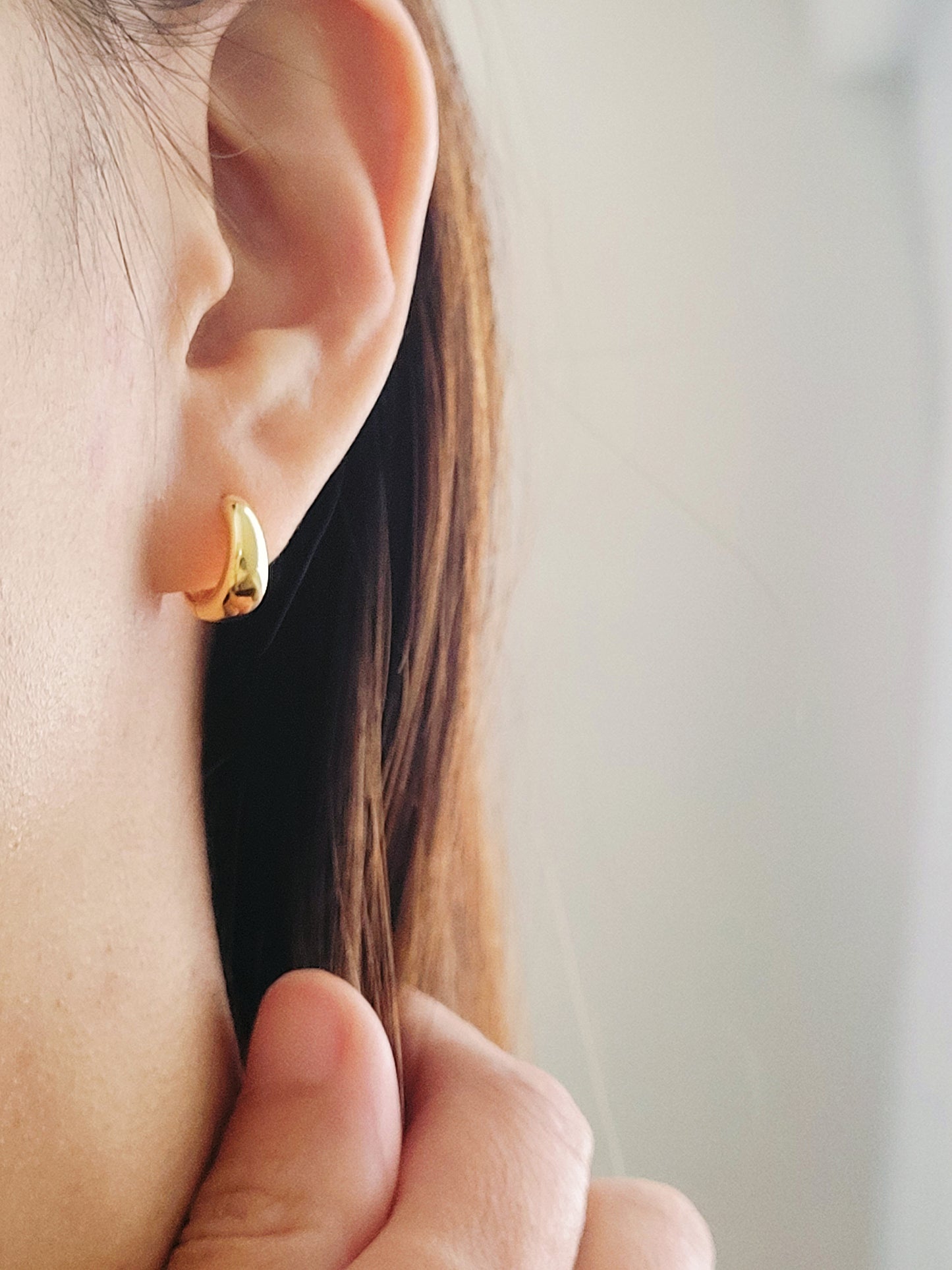 Mini Huggie Hoops