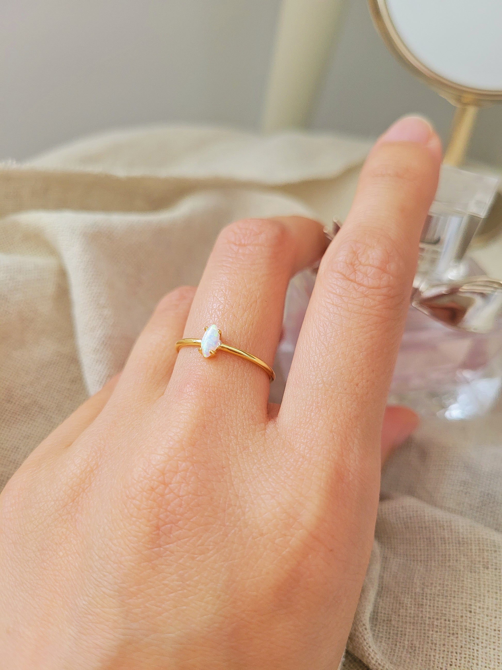 solitaire diamond ring