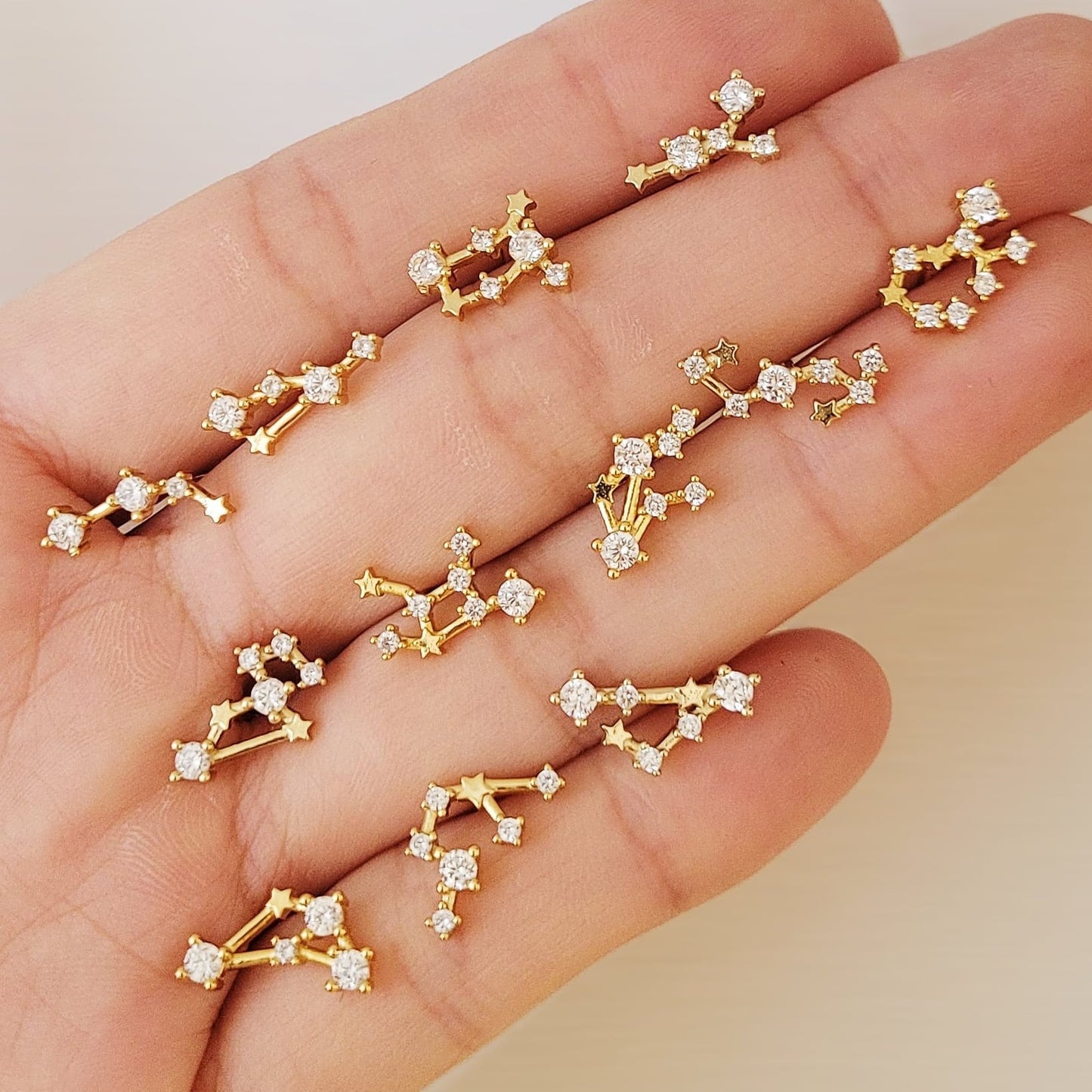 Starry Constellation Earring · Aquarius