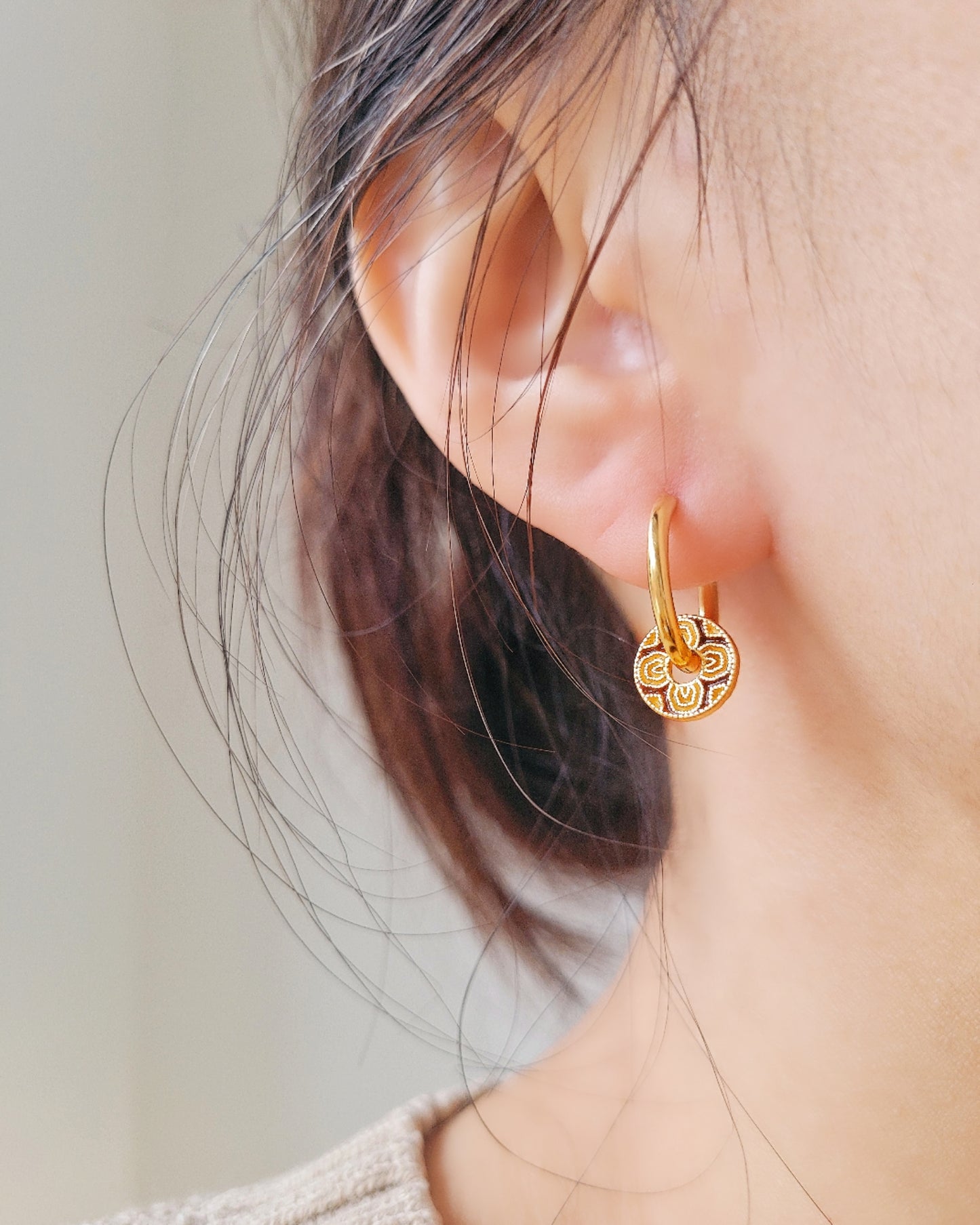 Green Flower Enamel Disc Earrings