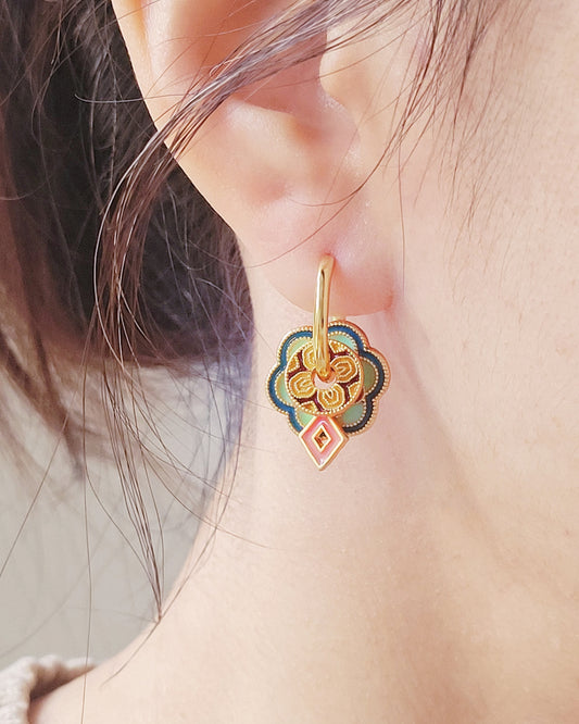 Green Flower Enamel Disc Earrings