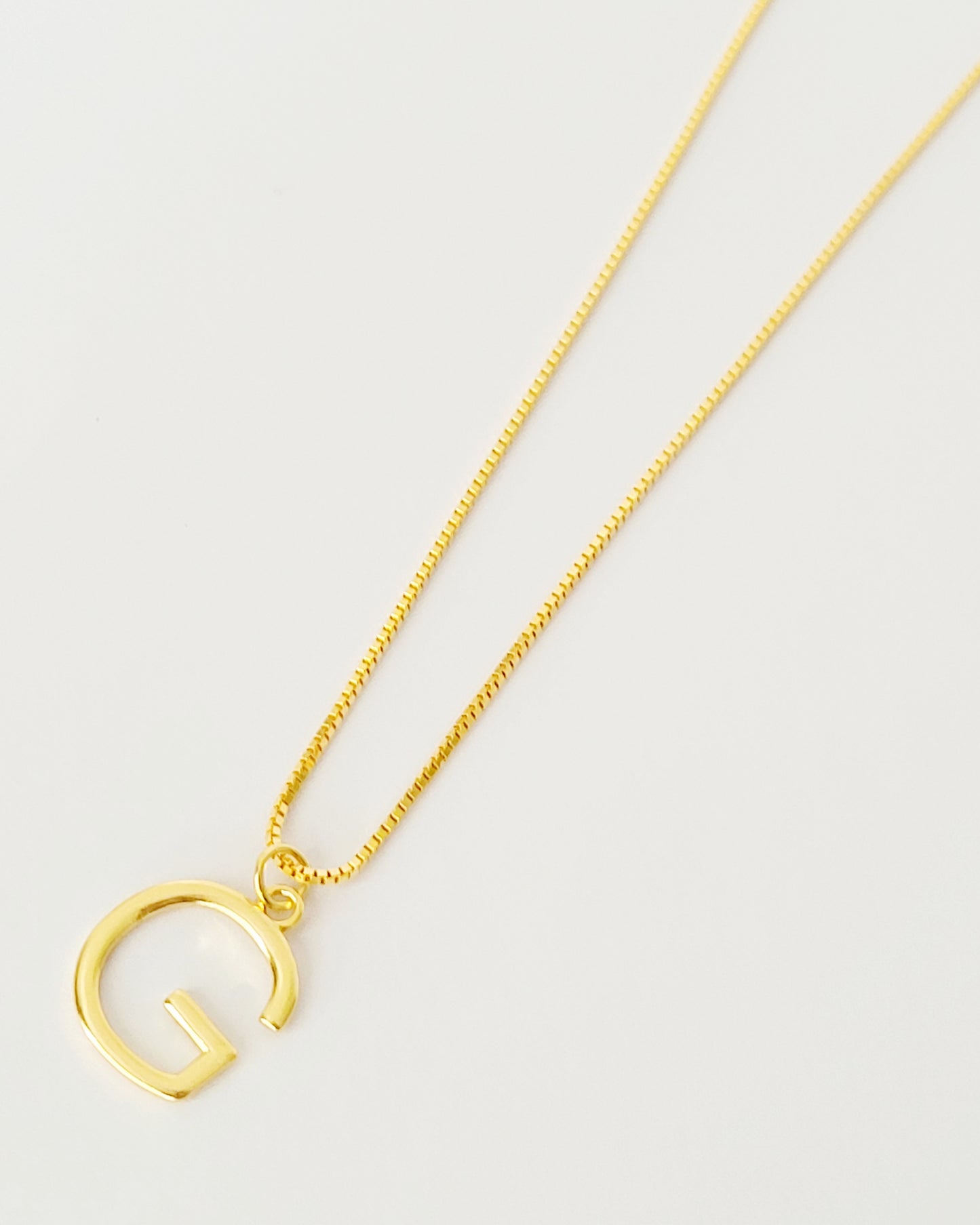 initial necklace box chain