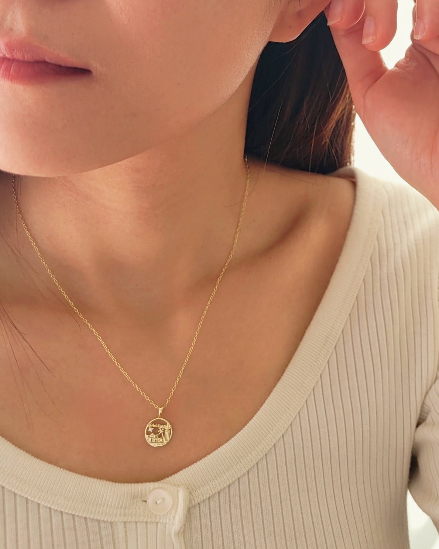 Los Angeles Necklace
