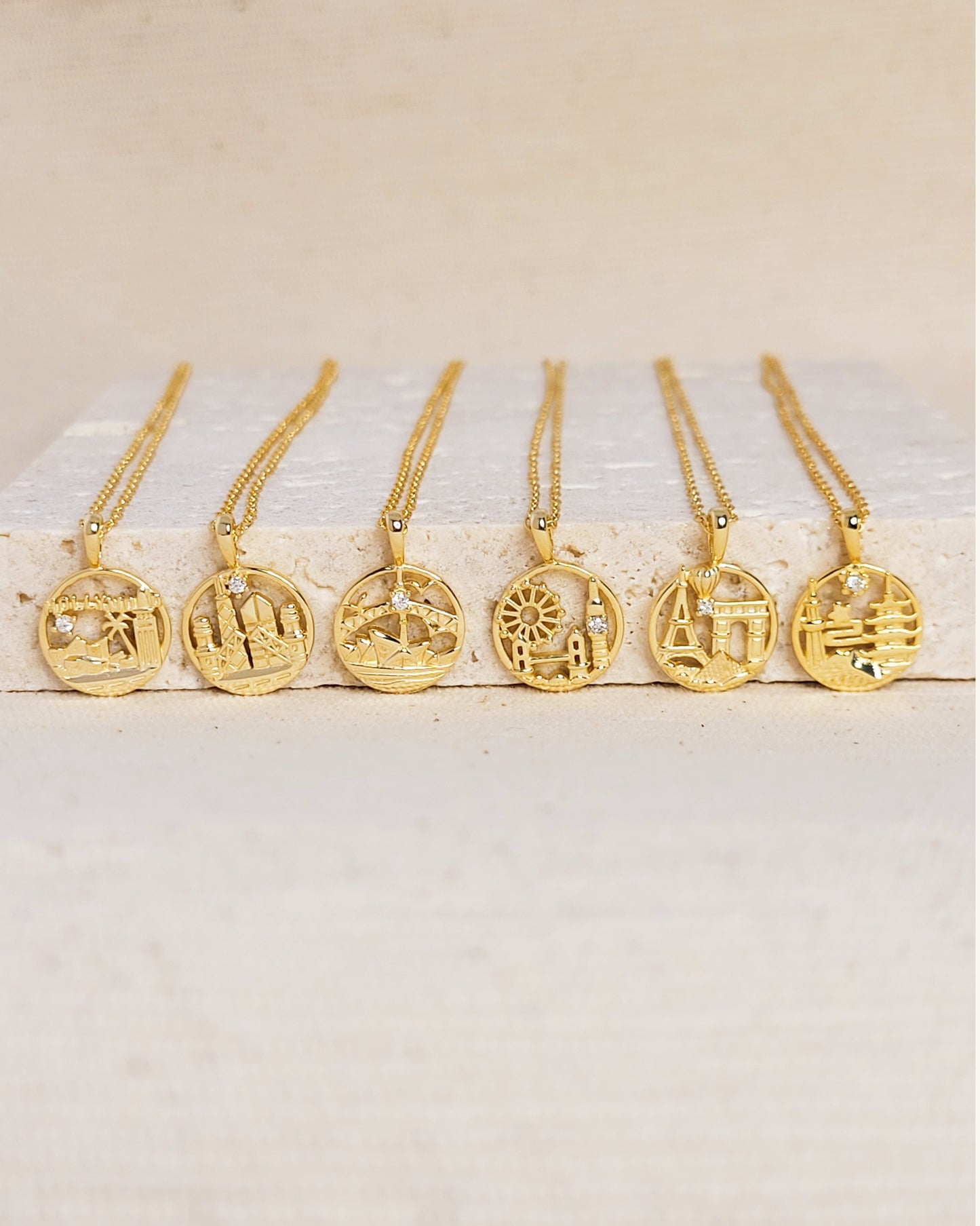 Los Angeles Necklace