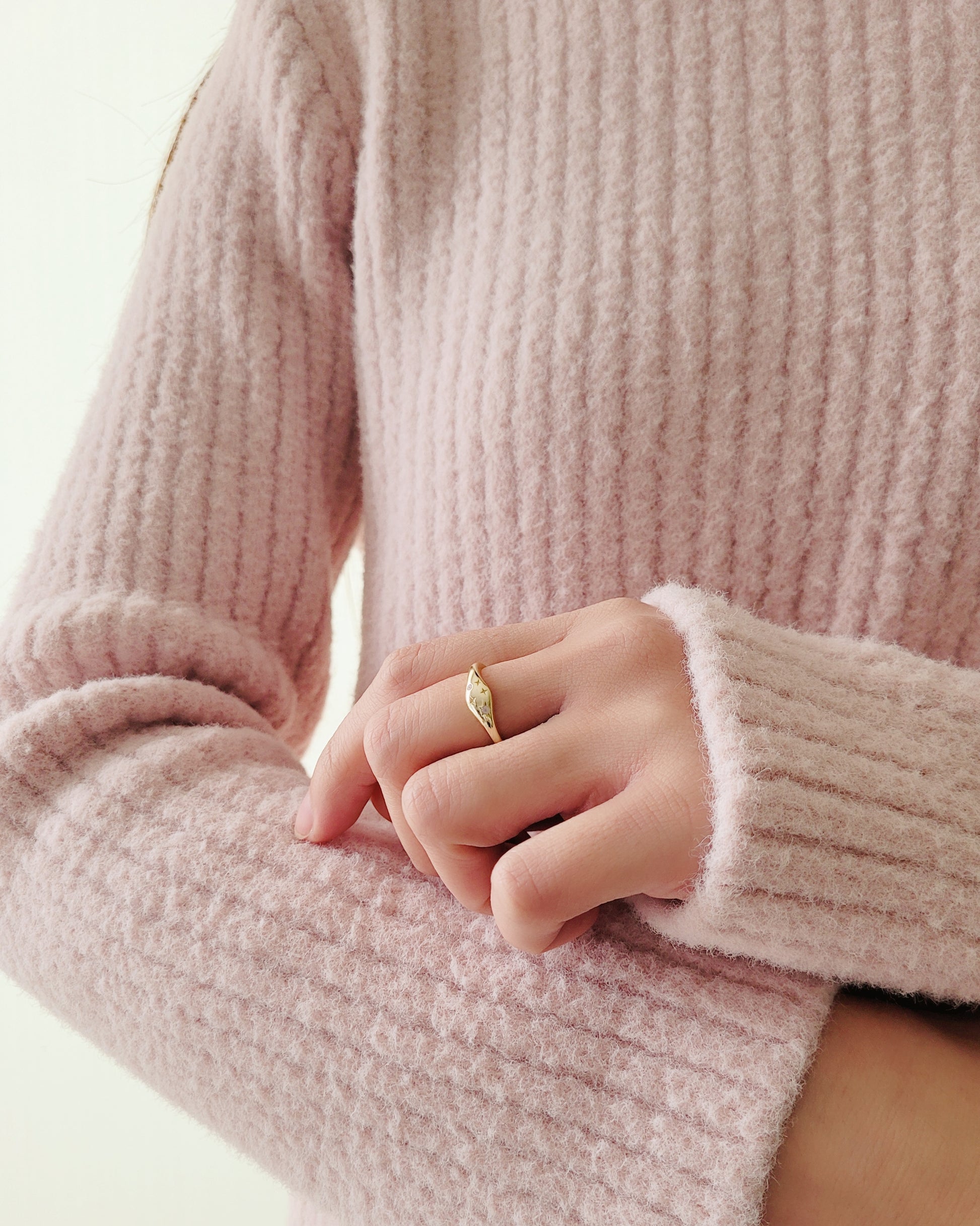 Gemini jewellery constellation ring with zodiac stone