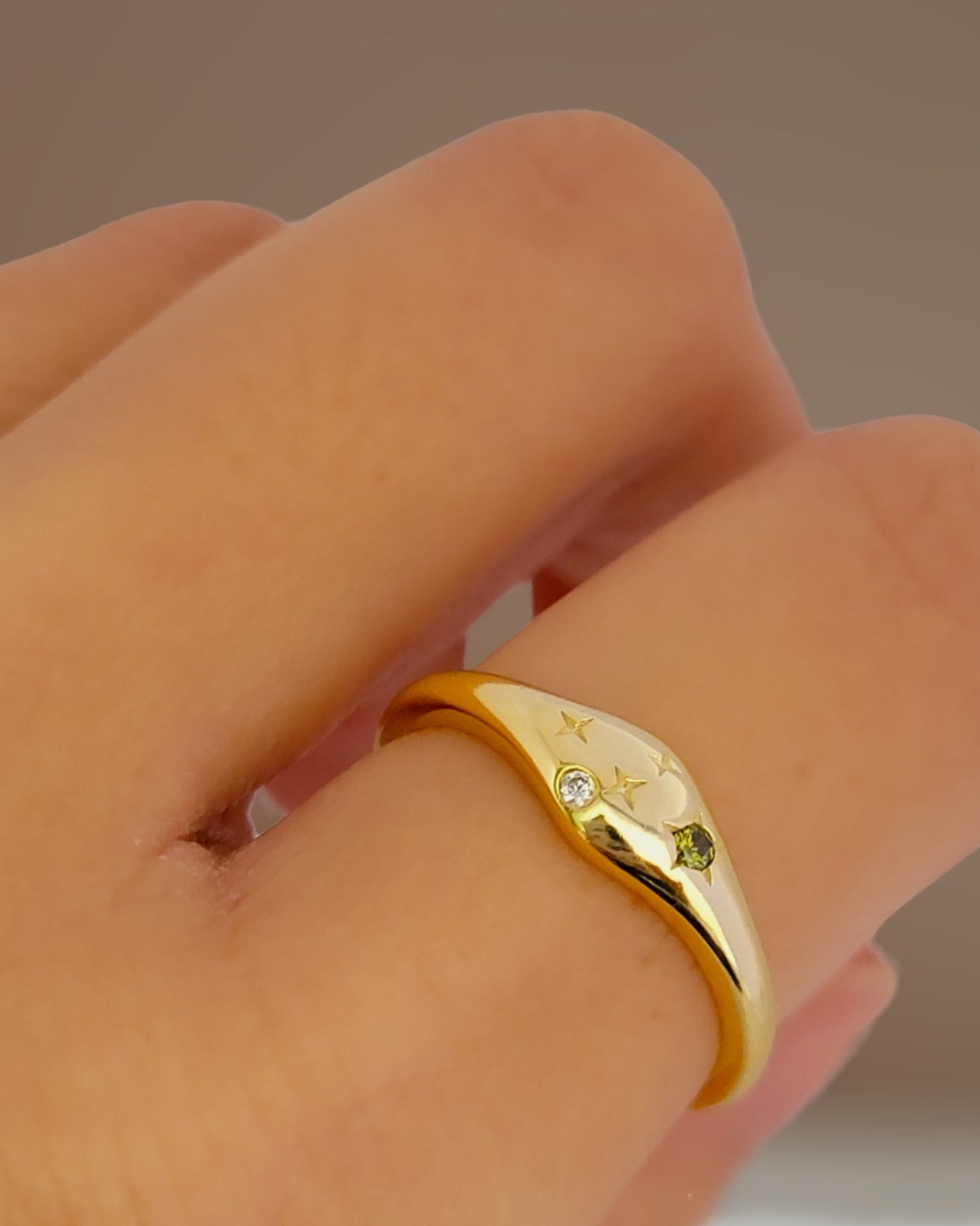 Leo jewellery constellation ring with zodiac stone
