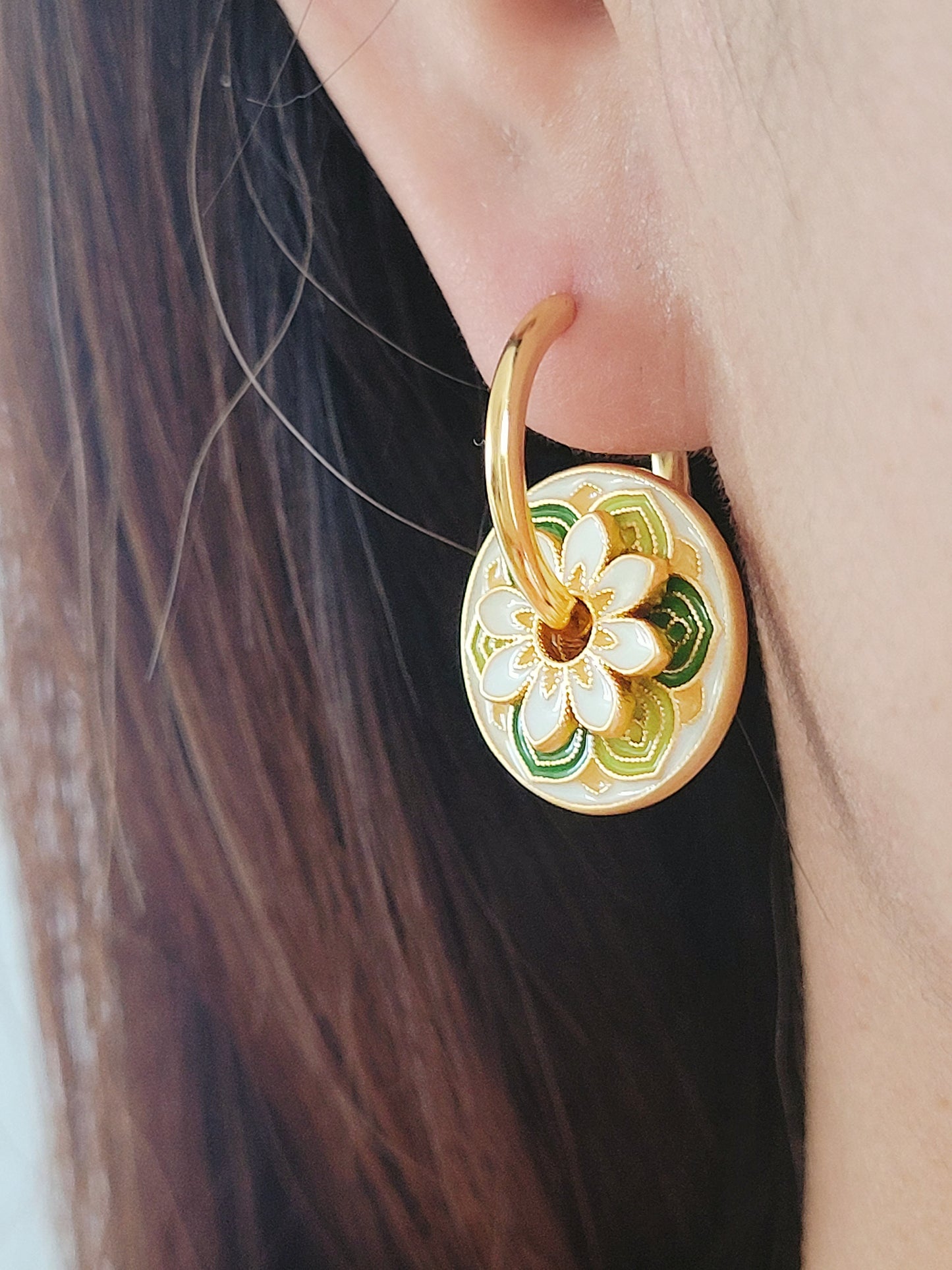 Daisy Flower Enamel Disc Hoop Earrings