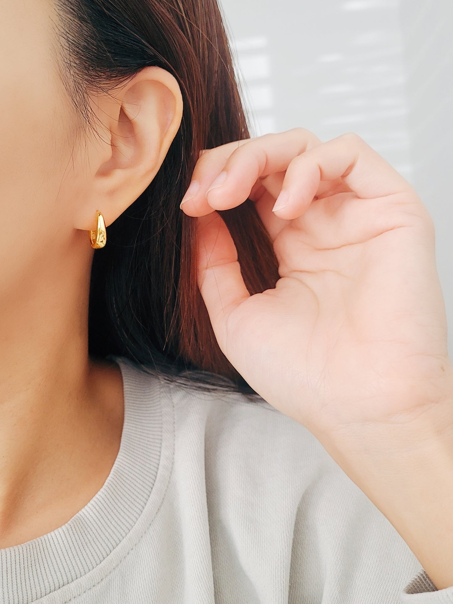 Tapered Hoop Earrings