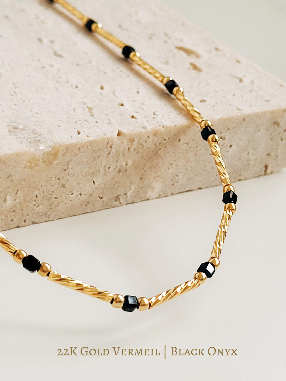 Elegant dainty necklace featuring 22k gold vermeil bars and onyx beaded gemstone in a minimalist design. Available in green onyx, red onyx and black onyx. Crafted in 22k gold plated over sterling silver and natural gemstone. Perfect gift for her.