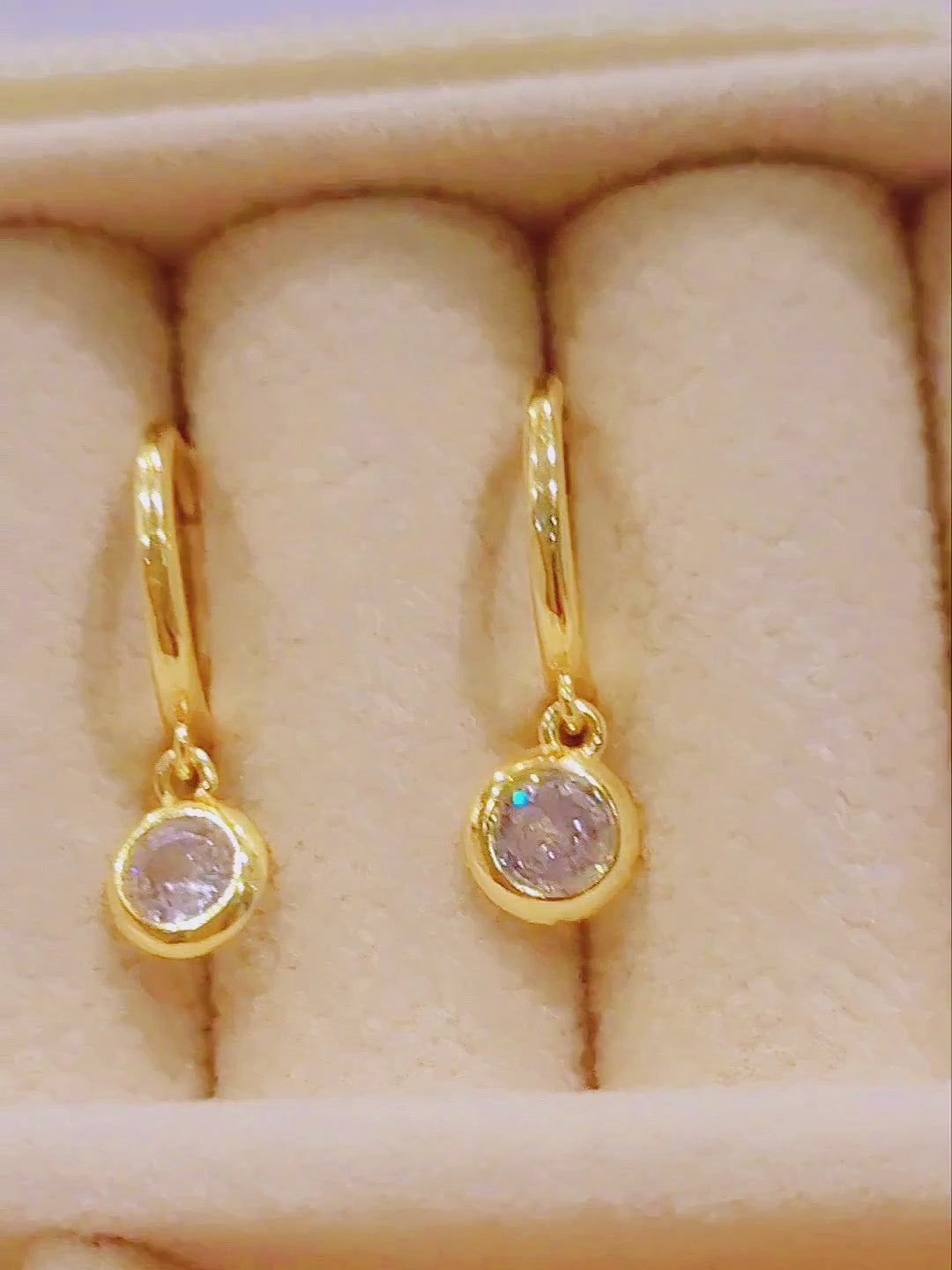 Solitaire Dangle Drop Earrings Gold