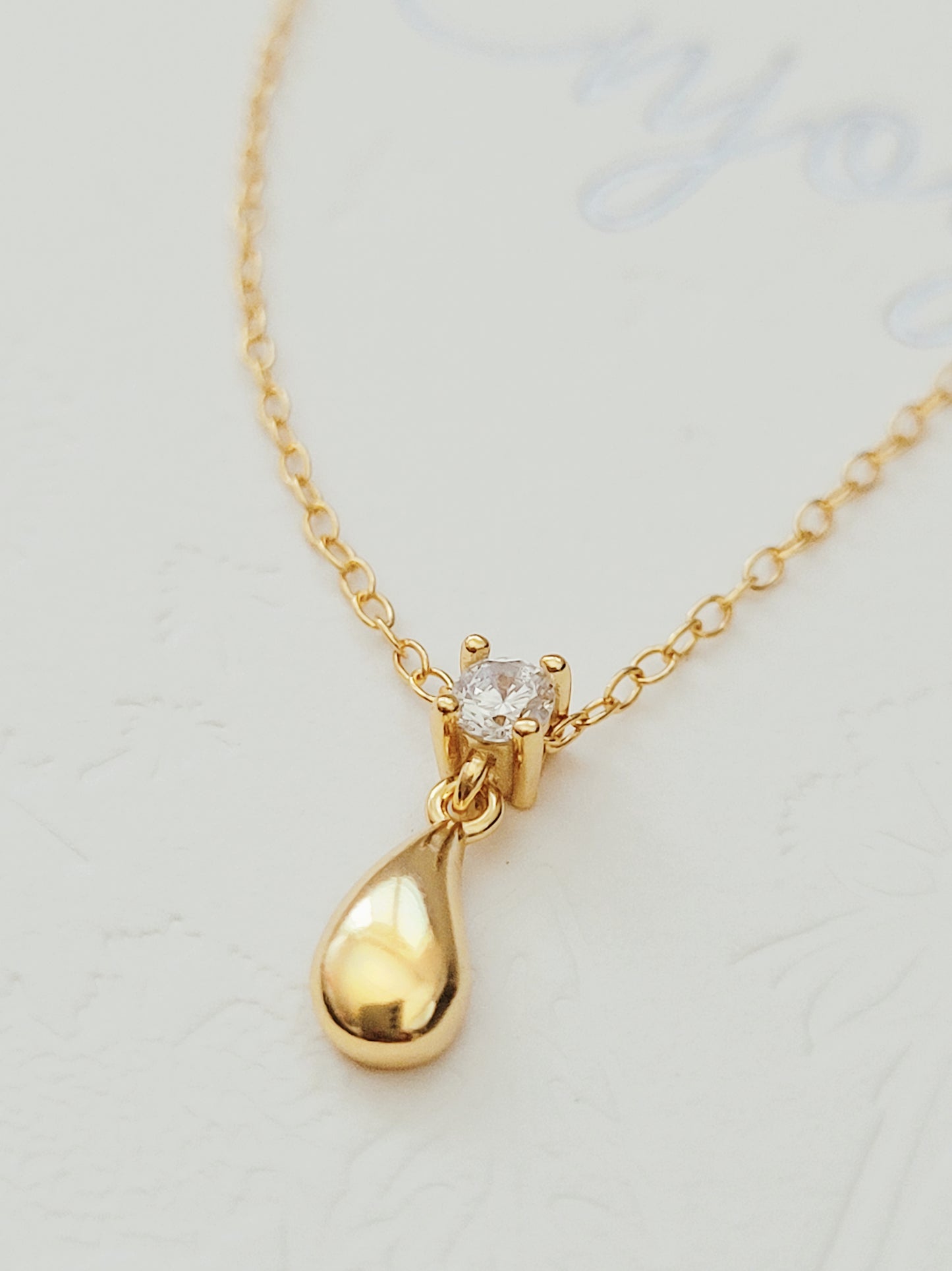 Teardrop Pendant Necklace