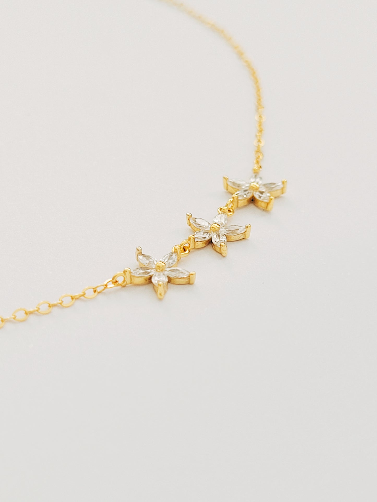 Delicate Marquise Flowers Necklace