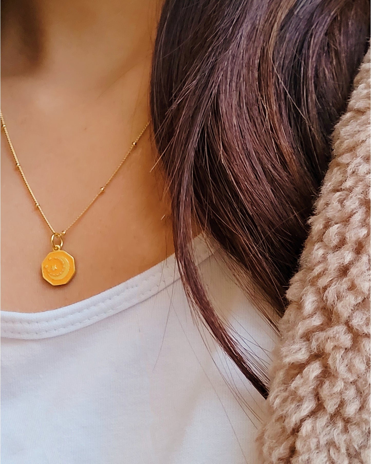 Lunar Necklace · Orange